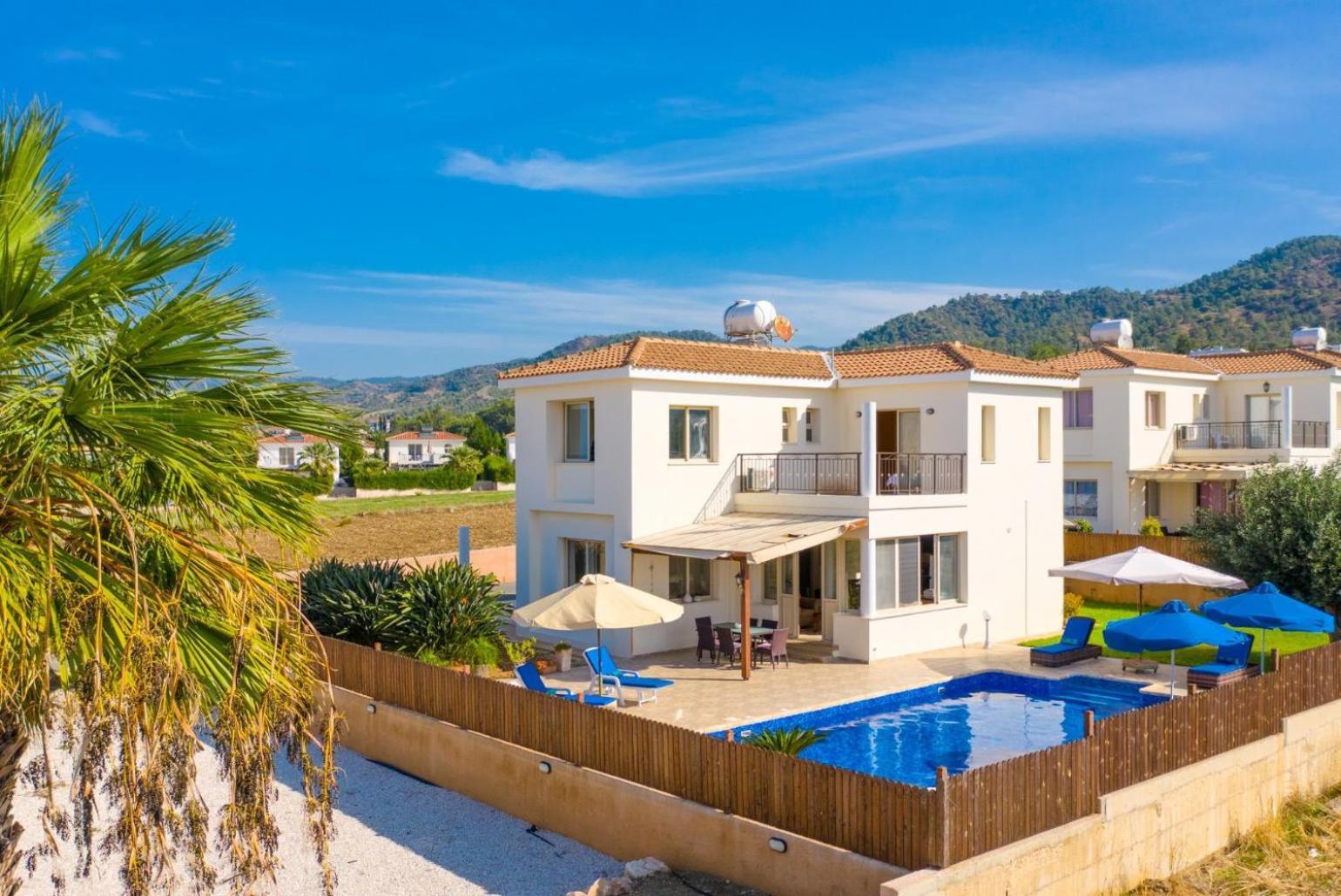 Villa Seashore One Paphos Exteriör bild